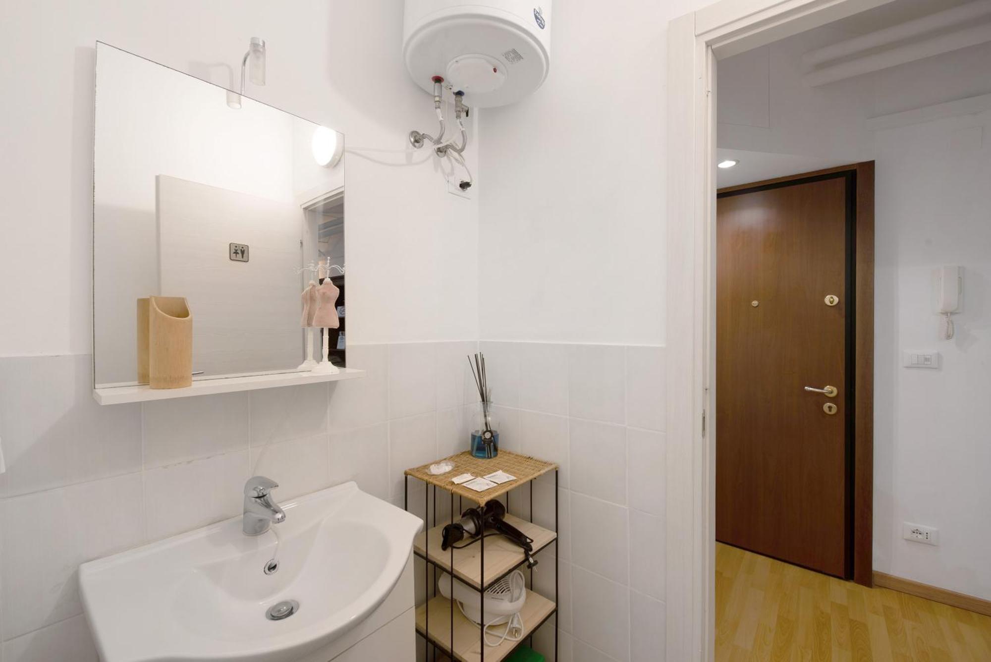 Ohana Bnb Genua Exteriör bild