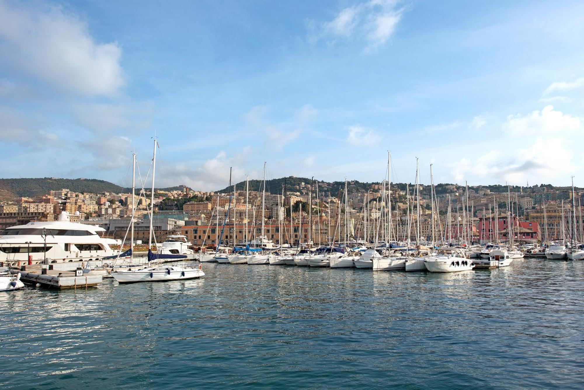 Ohana Bnb Genua Exteriör bild